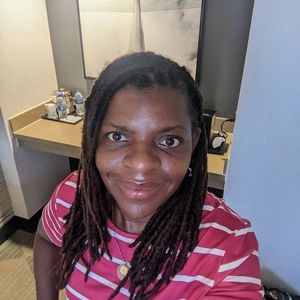 Meet your Posher, Rose